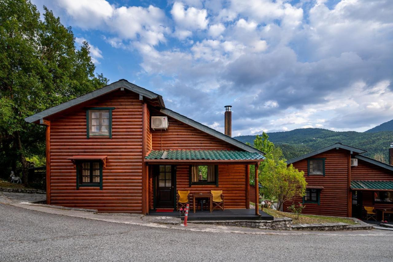 Chalet Likouresi Village Karpenísion Exterior foto
