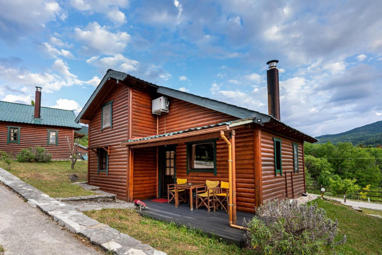Chalet Likouresi Village Karpenísion Exterior foto